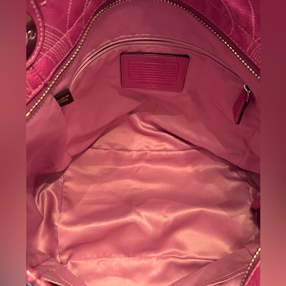 Coach Alex Patent Leather Stitched Tote Bag Purse 
*Authentic* - Picture 10 of 10